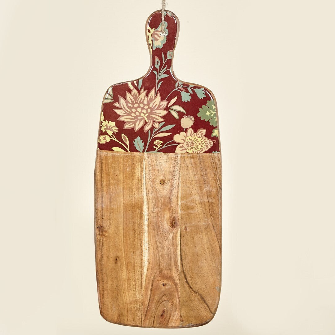 Tabla de aperitivos flores granates