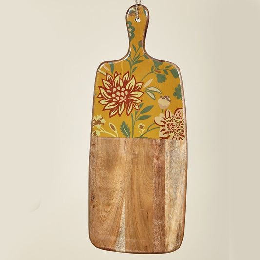 Tabla de aperitivos flores mostaza